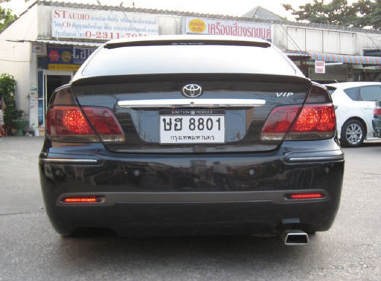 ชุดแต่ง Roof Spoiler