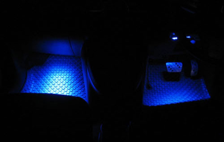 ชุดแต่ง ไฟส่องเท้า