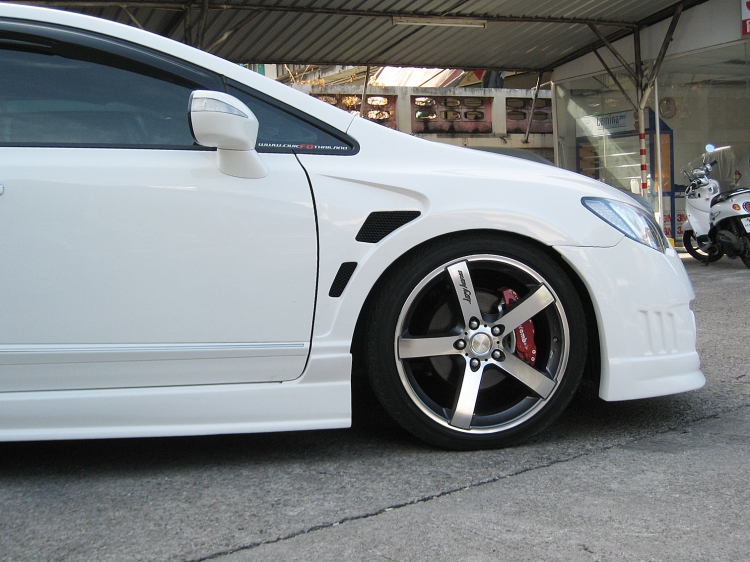 ชุดแต่ง ชุดแต่ง Civic FD 2006-2011 แก้มแต่งแนวๆ