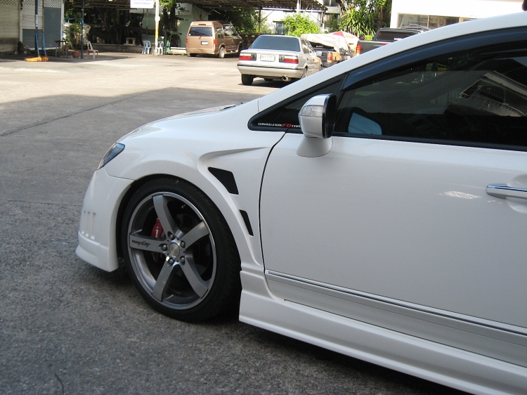 ชุดแต่ง ชุดแต่ง Civic FD 2006-2011 แก้มแต่งแนวๆ