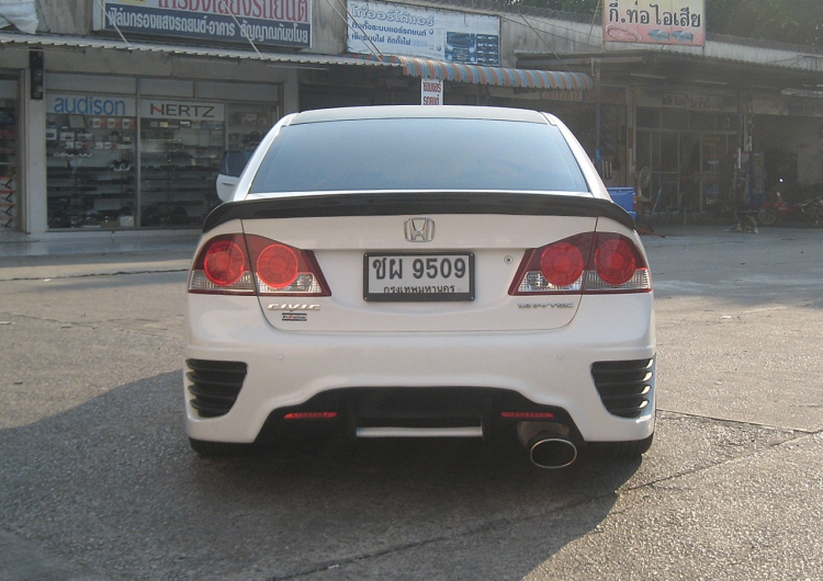 ชุดแต่ง ชุดแต่ง Civic FD 2006-2011 รุ่น R8