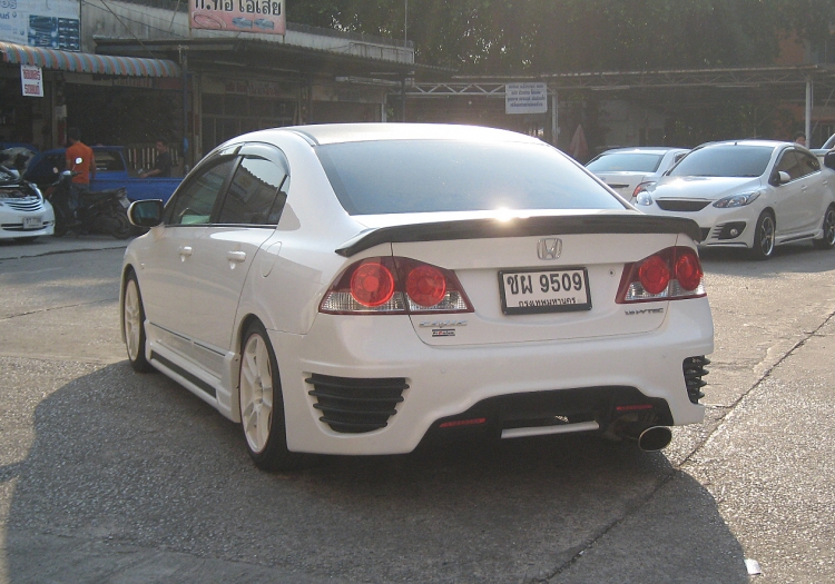 ชุดแต่ง ชุดแต่ง Civic FD 2006-2011 รุ่น R8