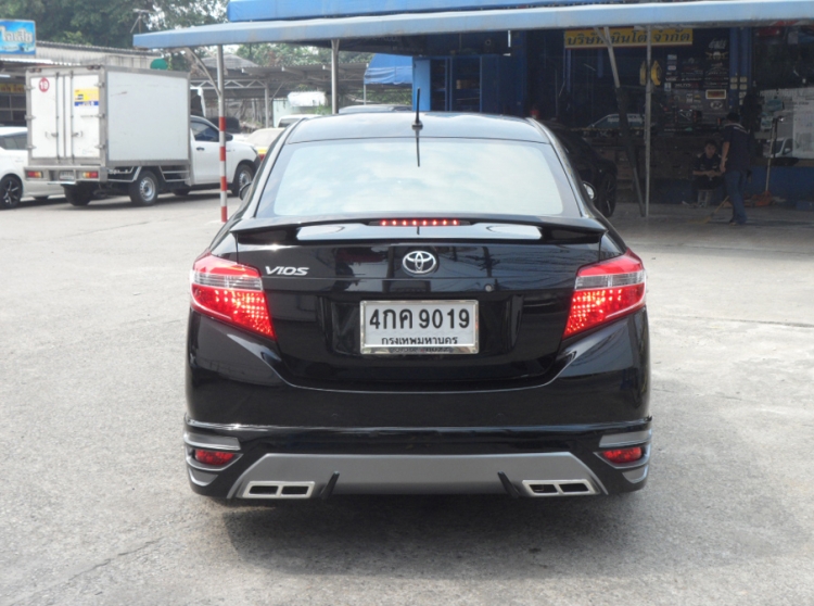 ชุดแต่ง ชุดแต่ง Vios2013-2016 สปอยเลอร์มีไฟเบรค