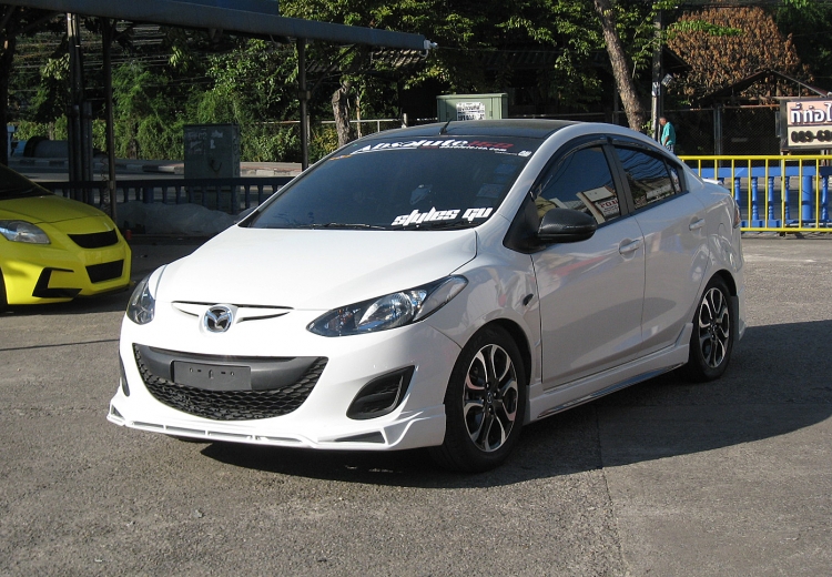 ชุดแต่ง ชุดแต่ง Mazda2 2009-2013 NTS1 V4