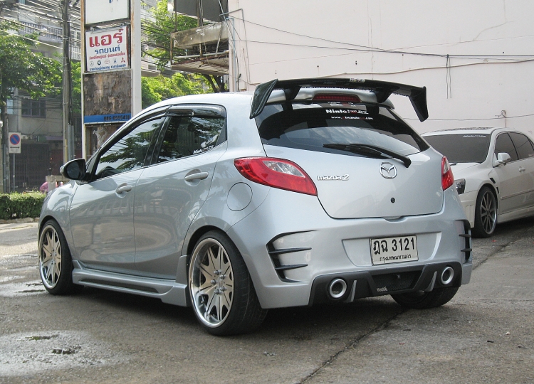 ชุดแต่ง ชุดแต่ง Mazda2 2009-2013 5ประตู สปอยเลอร์ ING+1