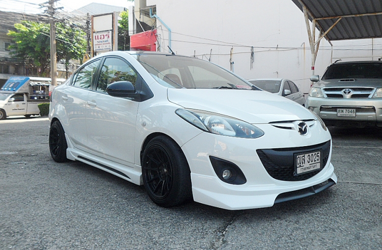 ชุดแต่ง ชุดแต่ง Mazda2 2009-2013 NTS1 V2