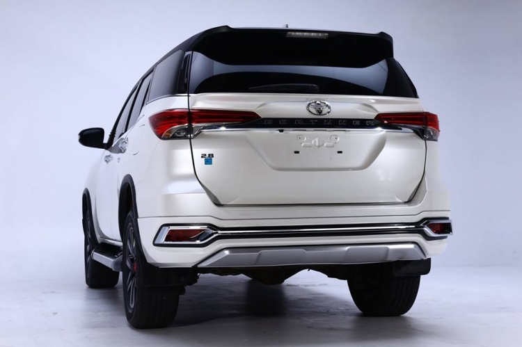 ชุดแต่ง ชุดแต่ง Fortuner 2015-2020 รุ่น Tithum