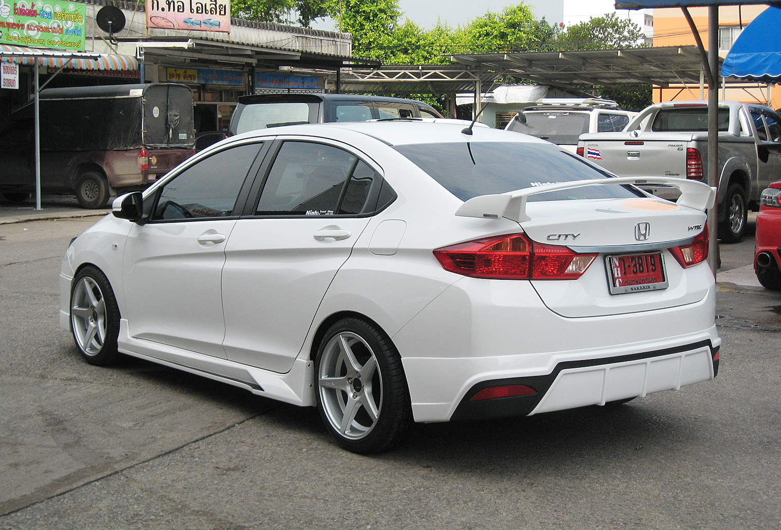 แต่งรถ Honda City 2017-2019 ที่ Ninto Trust Shop