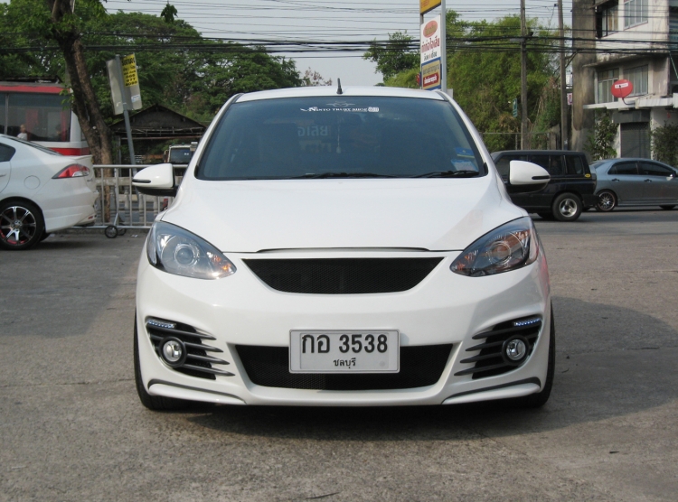 ชุดแต่ง ชุดแต่ง Mazda2 2009-2013 R8