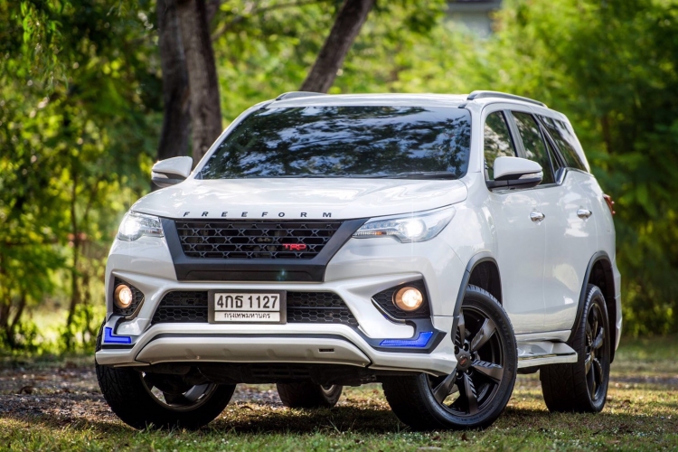 ชุดแต่ง ชุดแต่ง Fortuner 2015-2020 TRD รุ่น Freeform TRD FL