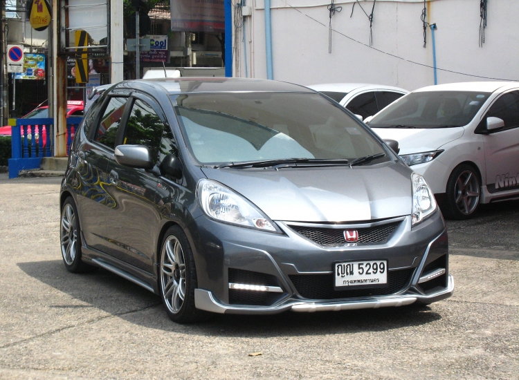 ชุดแต่ง ชุดแต่ง Jazz GE 2008-2013 รุ่น New Type R