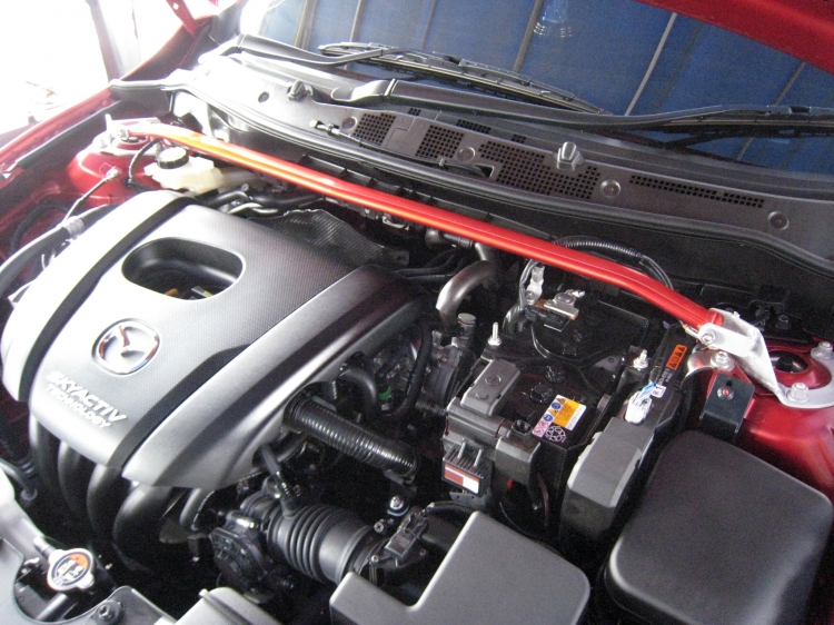 ชุดแต่ง ชุดแต่ง Mazda2 2015-2019 ค้ำโช๊คหน้า