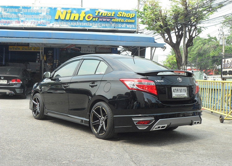 ชุดแต่ง ชุดแต่ง Vios2013-2016 สปอยเลอร์มีไฟเบรค