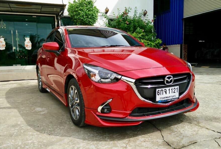 ชุดแต่ง ชุดแต่ง Mazda2 2015-2019 Jap 4และ5ประตู