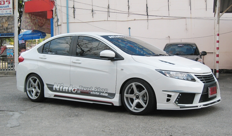 ชุดแต่ง ชุดแต่ง City 2014-2016 รุ่น Hyper2