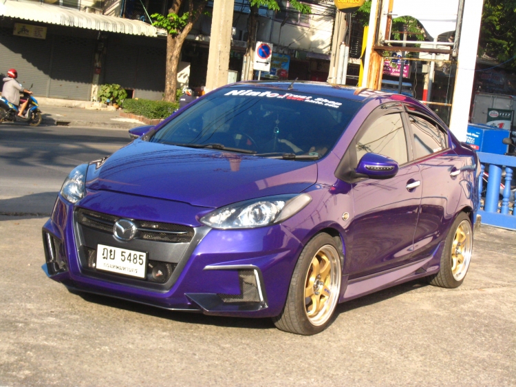 ชุดแต่ง ชุดแต่ง Mazda2 2009-2013 Aventador