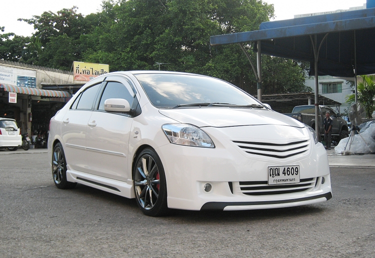 ชุดแต่ง ชุดแต่ง Vios2007-2012 รุ่น Viper