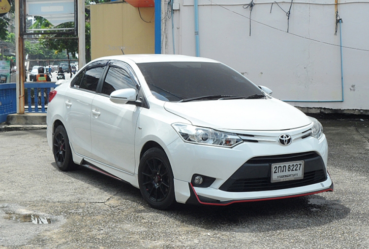 ชุดแต่ง ชุดแต่ง Vios2013-2016 รุ่น Drive68