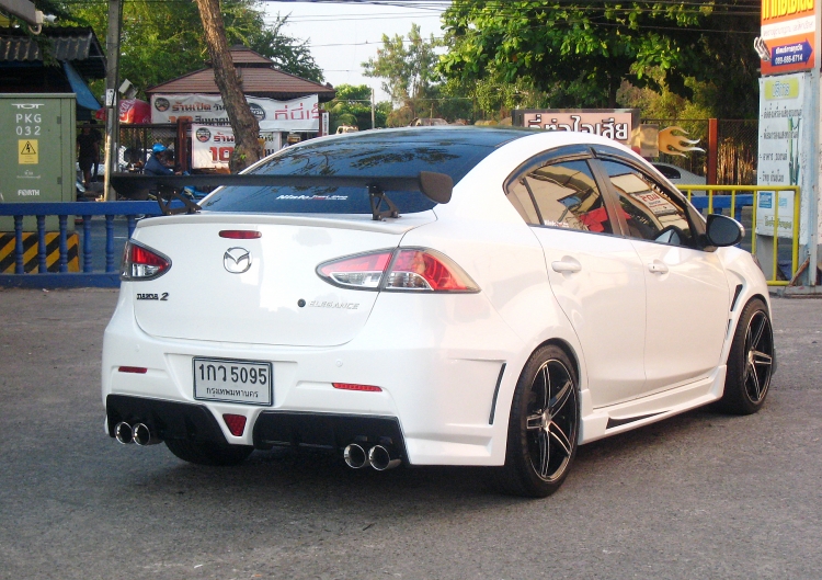 ชุดแต่ง ชุดแต่ง Mazda2 2009-2013 Type R