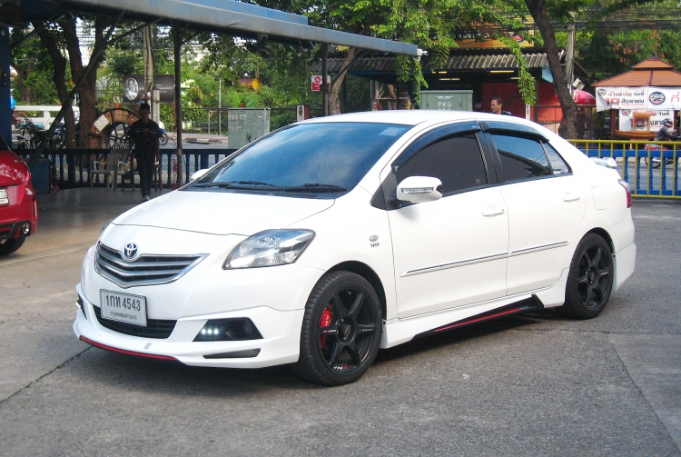 ชุดแต่ง ชุดแต่ง Vios2007-2012 รุ่น Drive68