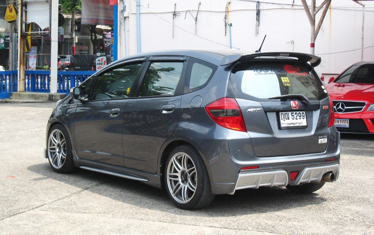 ชุดแต่ง ชุดแต่ง Jazz GE 2008-2013 รุ่น New Type R