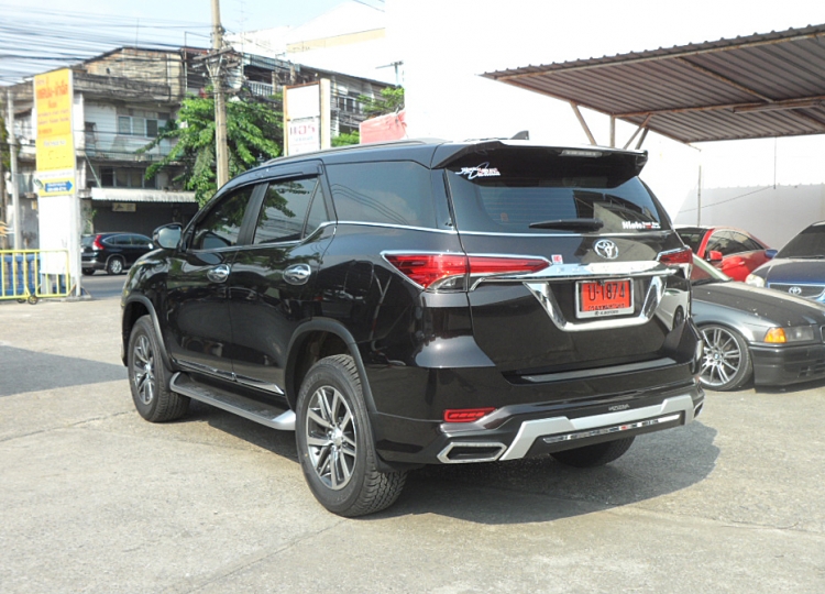ชุดแต่ง ชุดแต่ง Fortuner 2015-2020 รุ่น Vazooma VIP