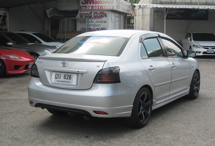 ชุดแต่ง ชุดแต่ง Vios2007-2012 รุ่น ทรงห้างOEM แบบร่อง