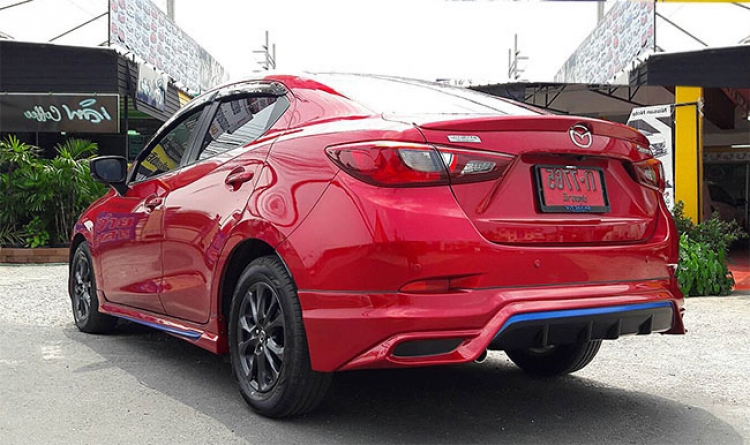 ชุดแต่ง ชุดแต่ง Mazda2 2015-2019 Amotriz 4และ5ประตู