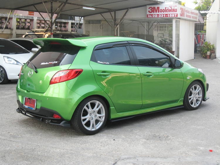 ชุดแต่ง ชุดแต่ง Mazda2 2009-2013 5ประตู MZ Customs