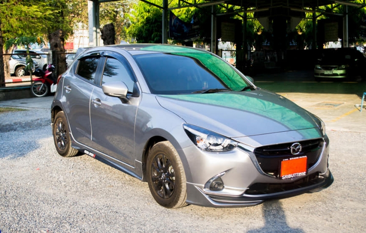 ชุดแต่ง ชุดแต่ง Mazda2 2015-2019 Jap 4และ5ประตู