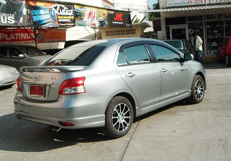 ชุดแต่ง ชุดแต่ง Vios2007-2012 รุ่น ทรงห้างOEM แบบเรียบ