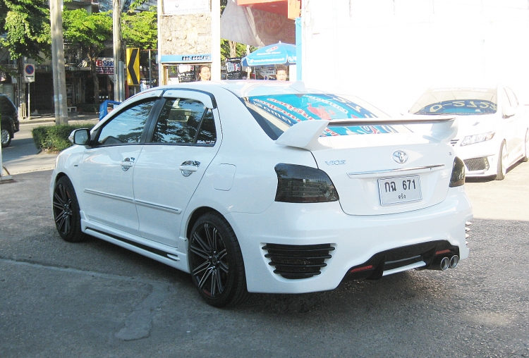 ชุดแต่ง ชุดแต่ง Vios2007-2012 รุ่น R8