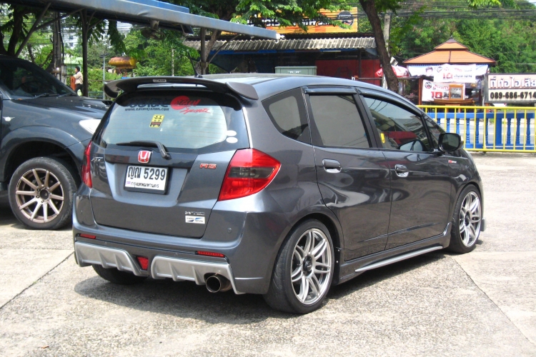 ชุดแต่ง ชุดแต่ง Jazz GE 2008-2013 รุ่น New Type R