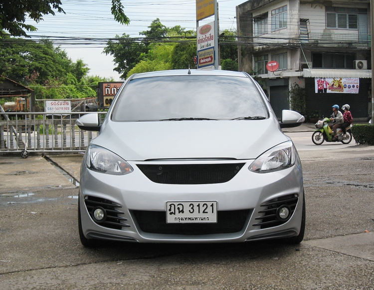 ชุดแต่ง ชุดแต่ง Mazda2 2009-2013 5ประตู R8