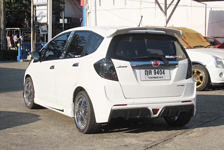 ชุดแต่ง ชุดแต่ง Jazz GE 2008-2013 รุ่น New Type R