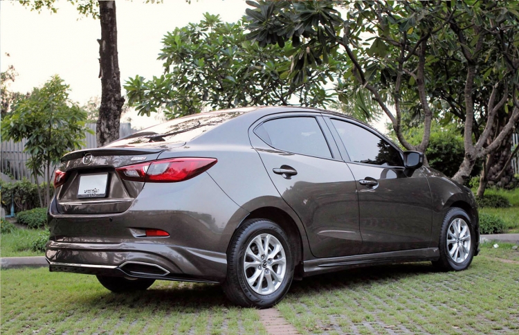 ชุดแต่ง ชุดแต่ง Mazda2 2015-2019 Ativus 4และ5ประตู