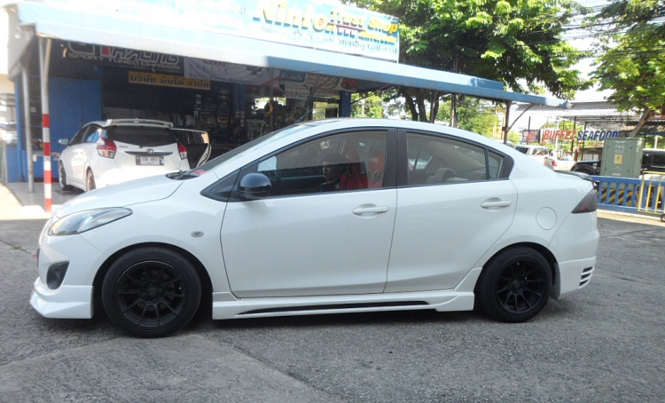 ชุดแต่ง ชุดแต่ง Mazda2 2009-2013 NTS1 V2