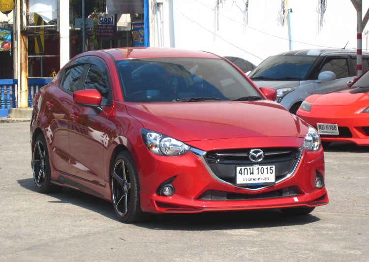 ชุดแต่ง ชุดแต่ง Mazda2 2015-2019 Drive68 4และ5ประตู