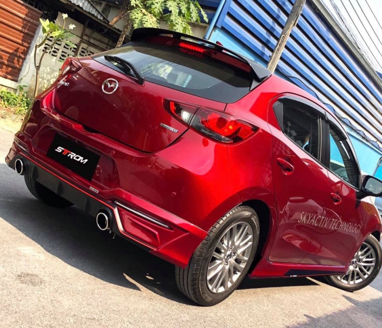 ชุดแต่ง ชุดแต่ง Mazda2 2020 ทรง Strom 5ประตู