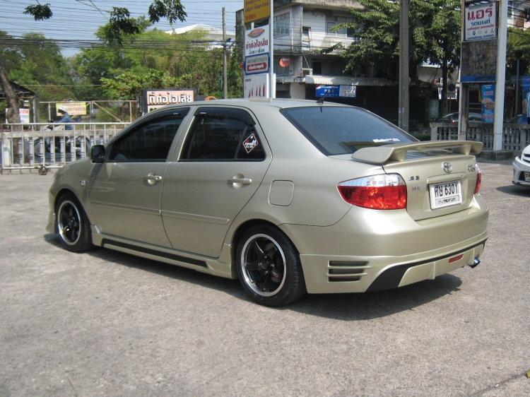 ชุดแต่ง ชุดแต่ง Vios 2003-2005 สปอยเลอร์แบบยกมีไฟเบรค