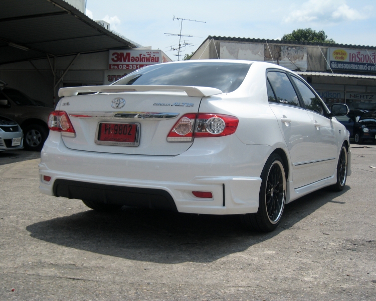 ชุดแต่ง ชุดแต่ง Altis 2012 ทรง Spotivooo V1