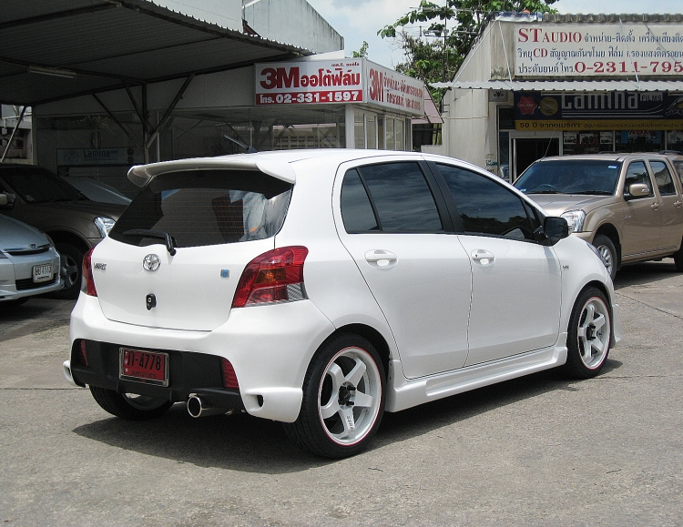 ชุดแต่ง ชุดแต่ง Yaris 2006-2013 ทรง C-one+Ing1