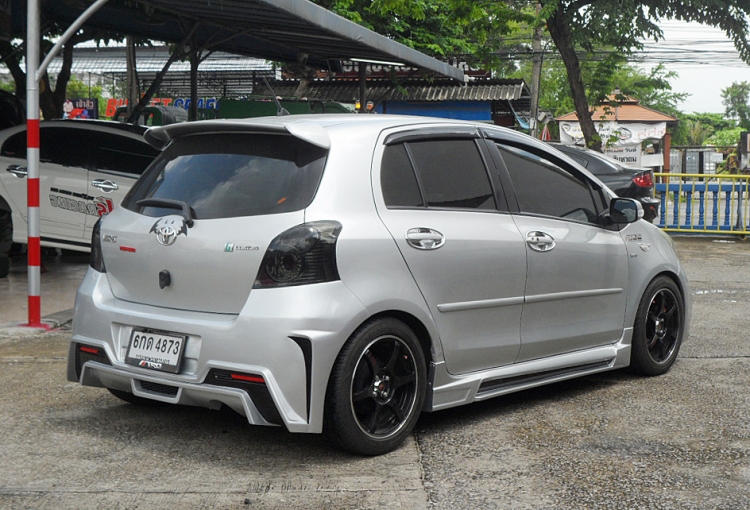 ชุดแต่ง ชุดแต่ง Yaris 2006-2013 ทรง Kabuto