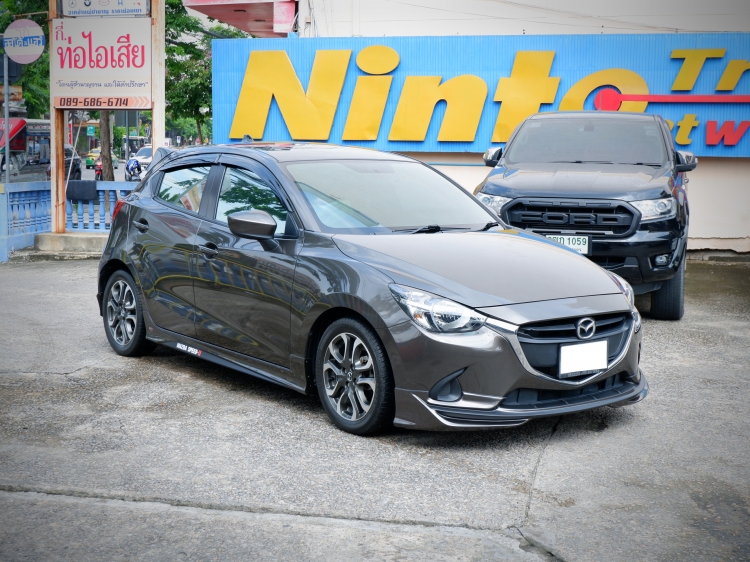 ชุดแต่ง ชุดแต่ง Mazda2 2015-2019 Jap 4และ5ประตู