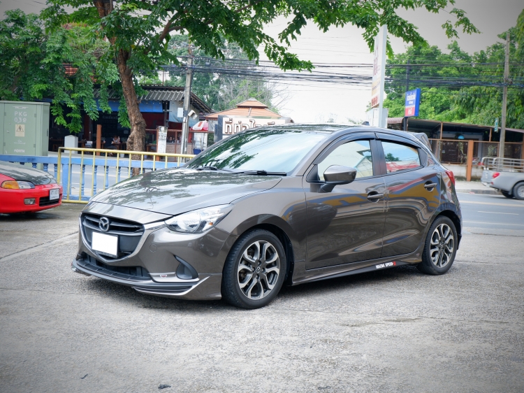 ชุดแต่ง ชุดแต่ง Mazda2 2015-2019 Jap 4และ5ประตู